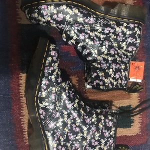 Dr.Martens! Authentic!